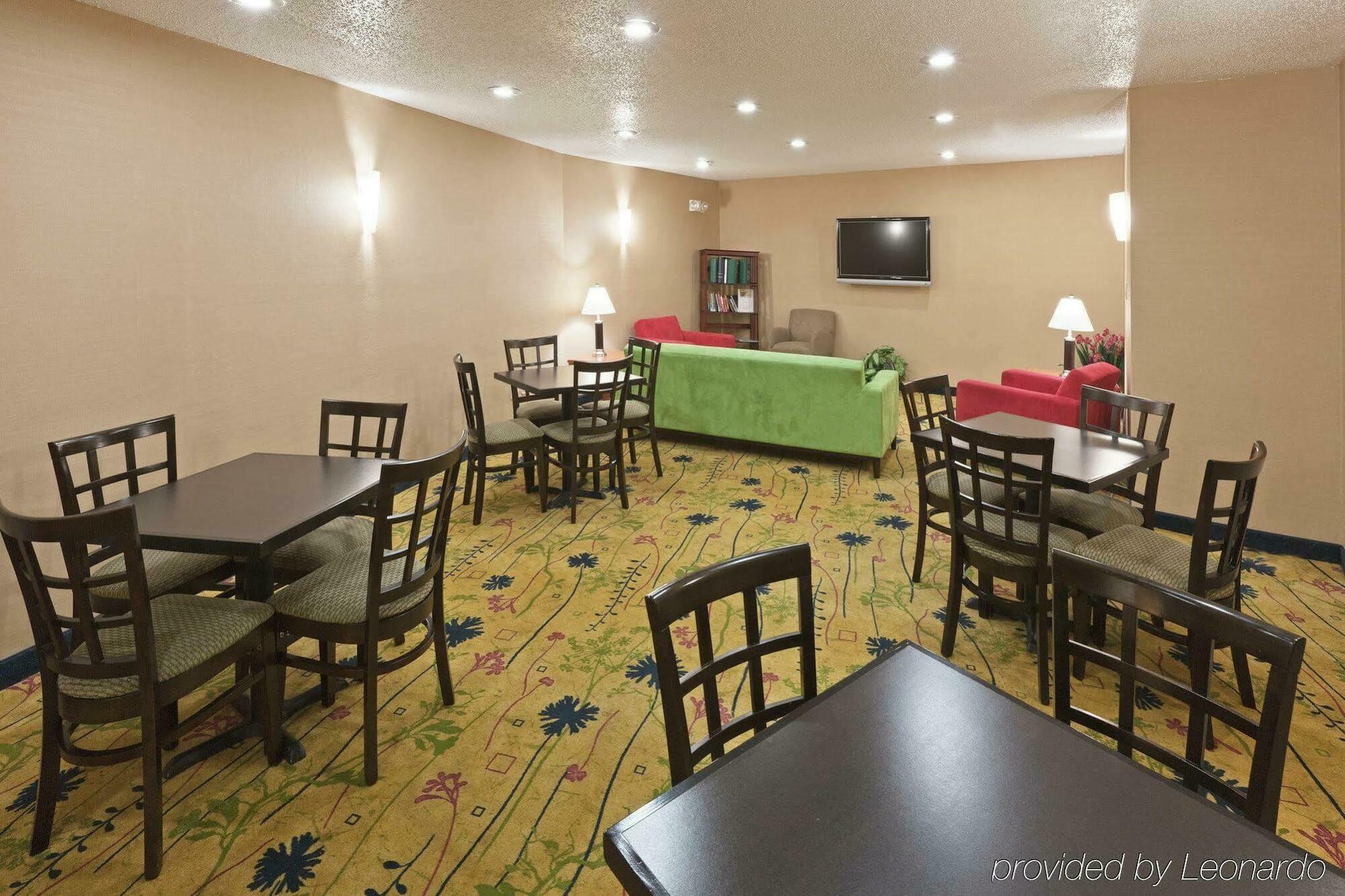 Ramada By Wyndham Santa Fe Hotel Restaurante foto